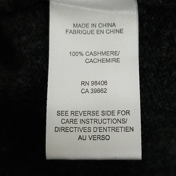 Theory Cashmere Turtleneck Sweater - Picture 6 of 7